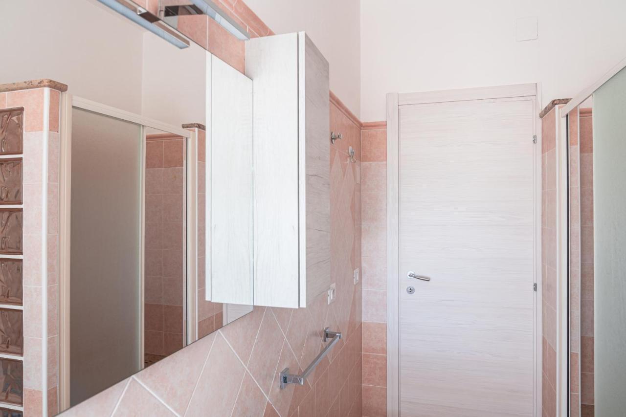 Almi - Guest Apartment Porto Torres Exterior foto